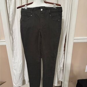 Women's Liverpool Jeans-olive